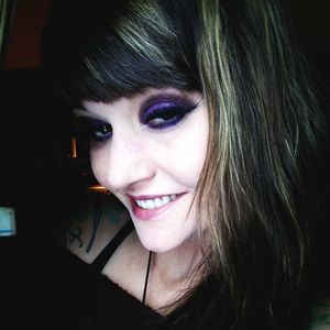 Meet your Posher, Angie